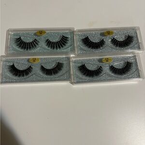 Set of Black False Eyelashes